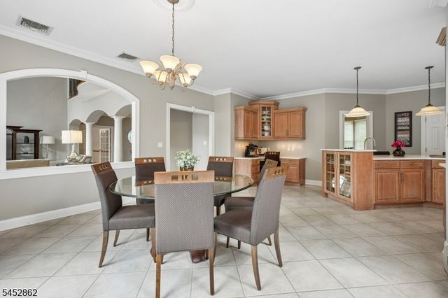 3 Forest Hill Dr, Sparta Twp., NJ 07871