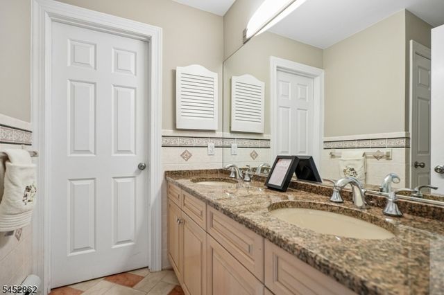 3 Forest Hill Dr, Sparta Twp., NJ 07871