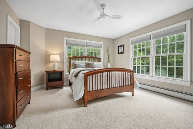 3 Forest Hill Dr, Sparta Twp., NJ 07871