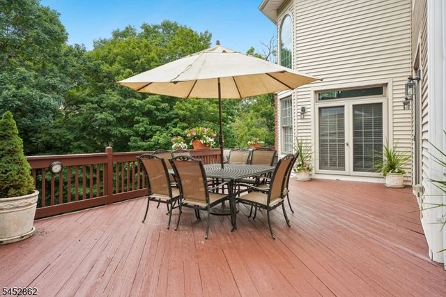 3 Forest Hill Dr, Sparta Twp., NJ 07871