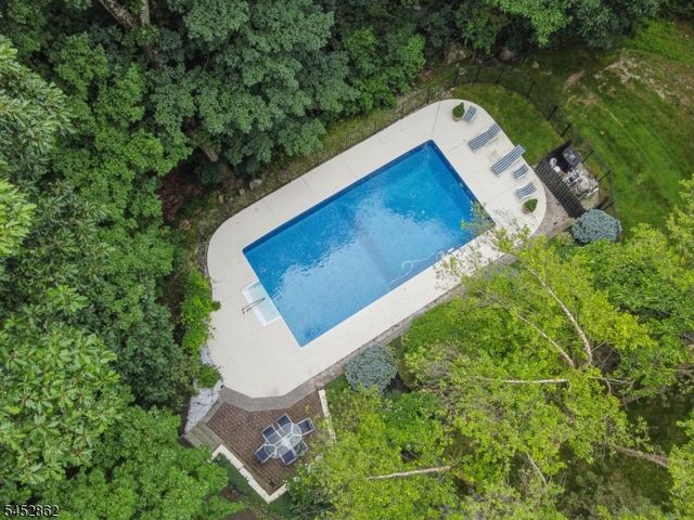 3 Forest Hill Dr, Sparta Twp., NJ 07871