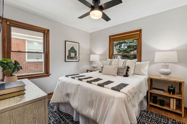 7639 W Lorraine PLACE, Milwaukee, WI 53222