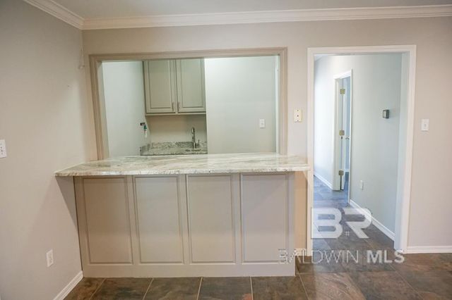 255 Suffolk Road, Mobile, AL 36608