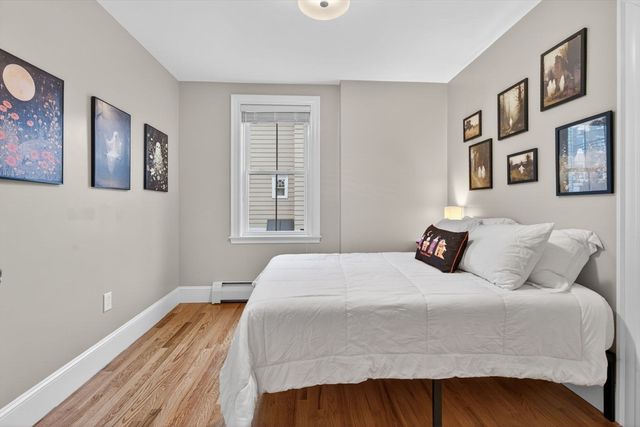 49 Essex St 1L, Salem, MA 01970