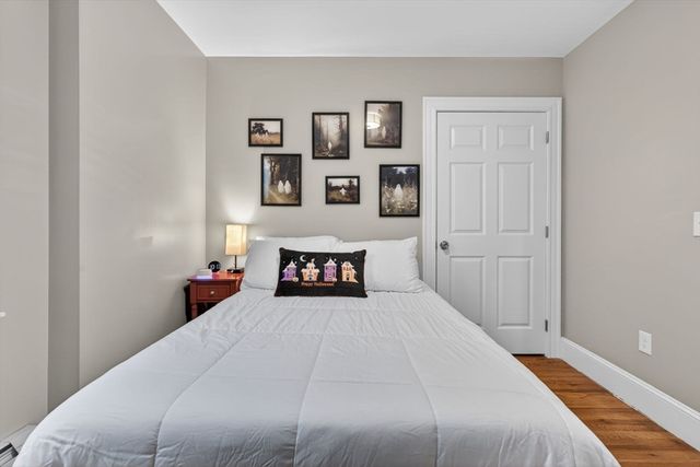 49 Essex St 1L, Salem, MA 01970