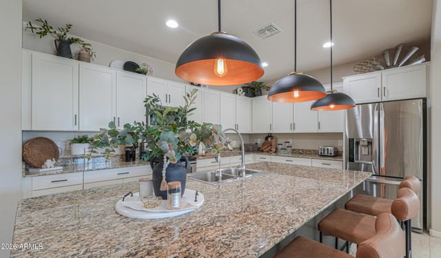 2853 E VIRGINIA Street, Mesa, AZ 85213