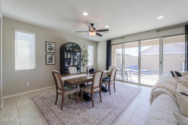 2853 E VIRGINIA Street, Mesa, AZ 85213