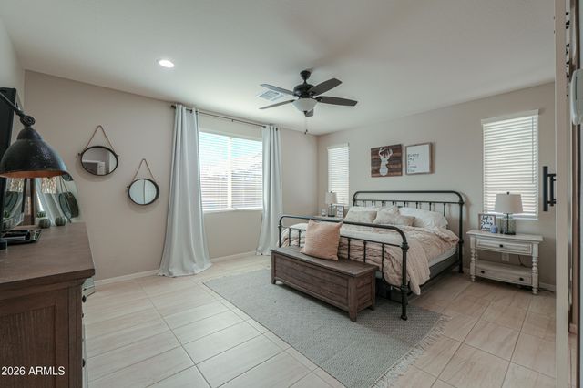 2853 E VIRGINIA Street, Mesa, AZ 85213