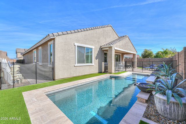 2853 E VIRGINIA Street, Mesa, AZ 85213