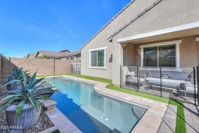 2853 E VIRGINIA Street, Mesa, AZ 85213