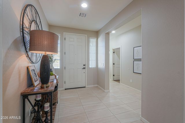 2853 E VIRGINIA Street, Mesa, AZ 85213