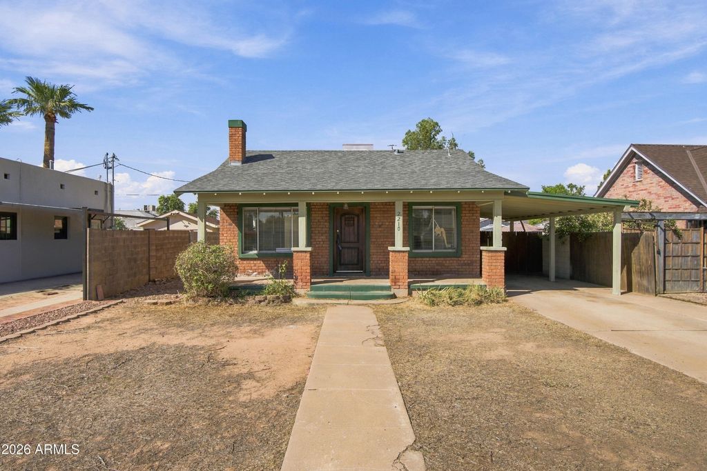 2210 N MITCHELL Street, Phoenix, AZ 85006 — exterior