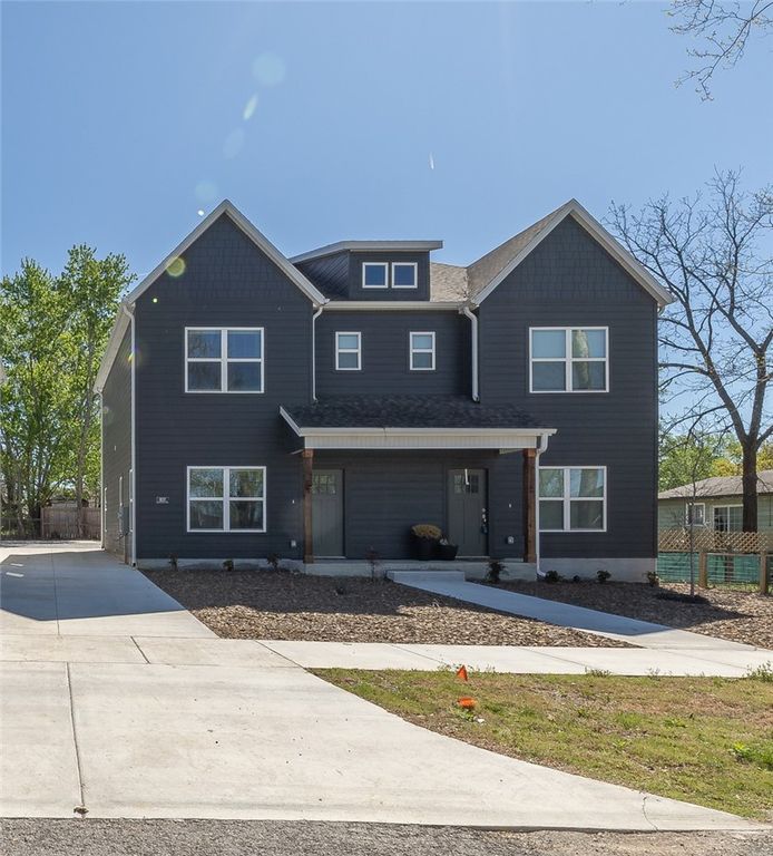 832 S Dockery Lane 1 & 2, Fayetteville, AR 72701