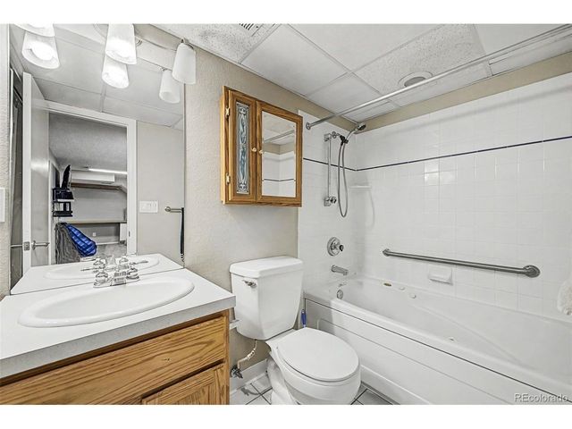 6015 Zang Way, Arvada, CO 80004