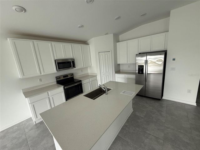 752 TROTTERS DRIVE, Eagle Lake, FL 33839