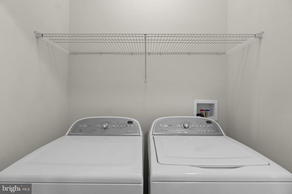 Image 30 of property listing at 5940 TALBOT DR, Ellicott City, MD 21043