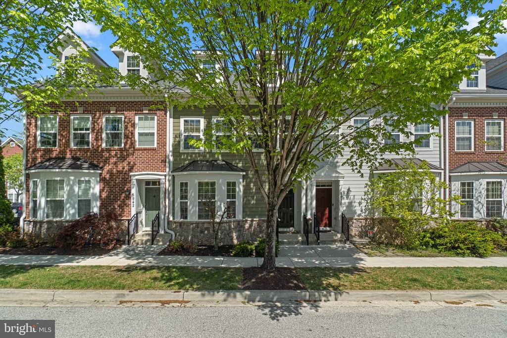 Image 43 of property listing at 5940 TALBOT DR, Ellicott City, MD 21043