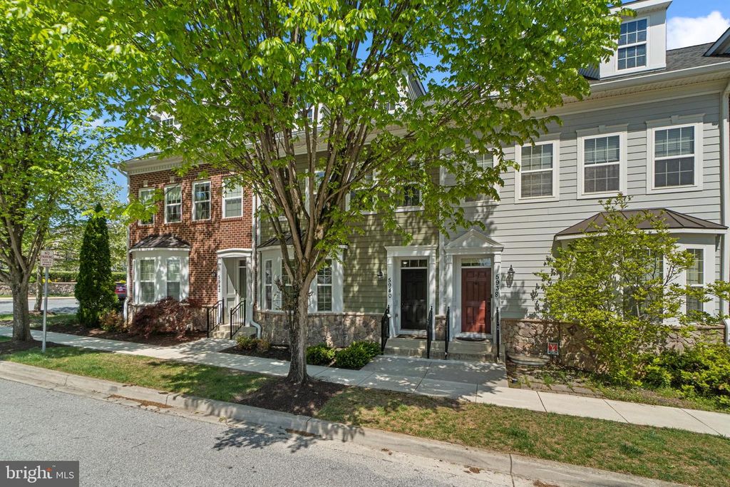 Image 44 of property listing at 5940 TALBOT DR, Ellicott City, MD 21043