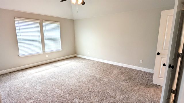 304 Brinkley Drive, Saginaw, TX 76179