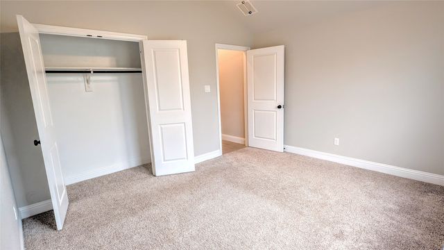 304 Brinkley Drive, Saginaw, TX 76179