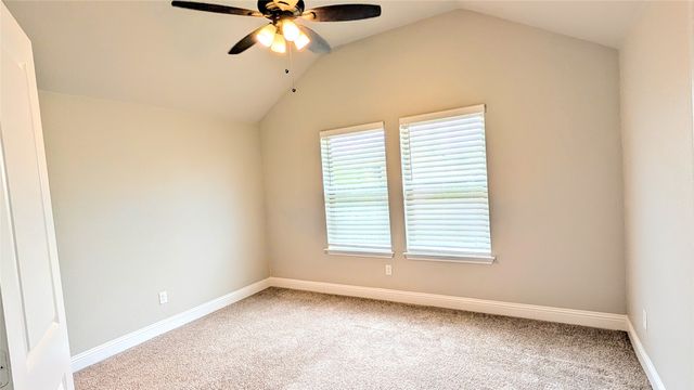 304 Brinkley Drive, Saginaw, TX 76179