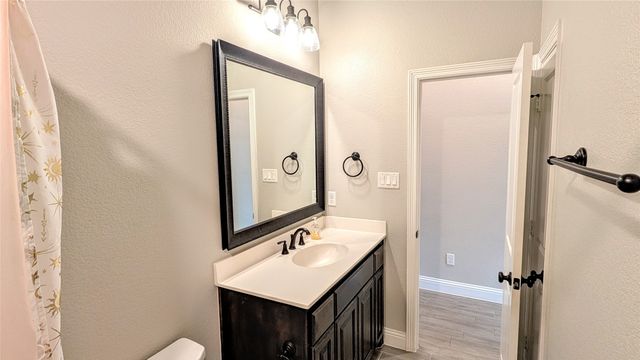 304 Brinkley Drive, Saginaw, TX 76179