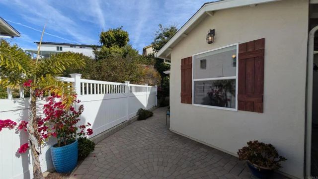 4547 Leathers Street 2, San Diego, CA 92117