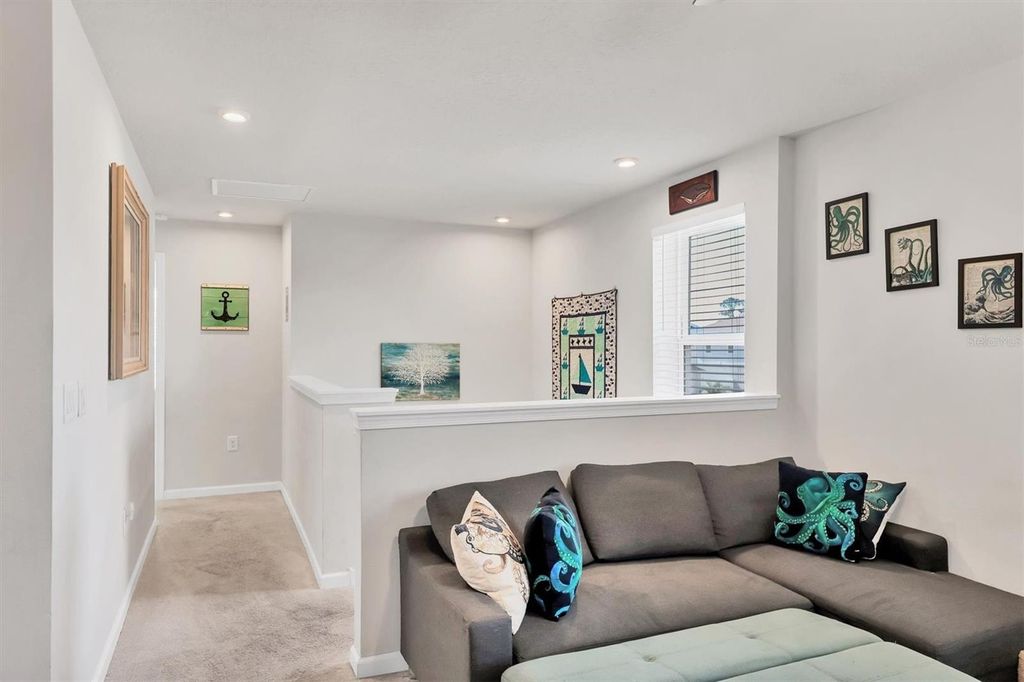 Image 20 of property listing at 5430 SPANISH MOSS COVE, Bradenton, FL 34203