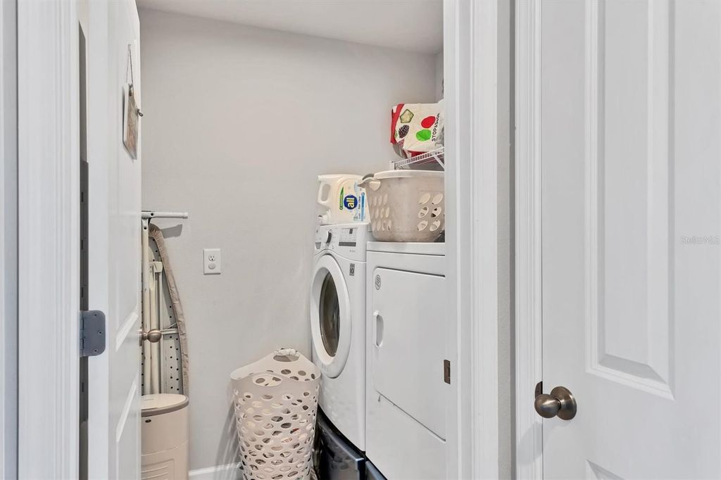 Image 31 of property listing at 5430 SPANISH MOSS COVE, Bradenton, FL 34203