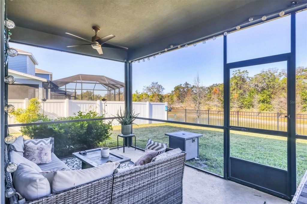 Image 32 of property listing at 5430 SPANISH MOSS COVE, Bradenton, FL 34203