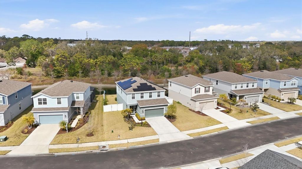 Image 43 of property listing at 5430 SPANISH MOSS COVE, Bradenton, FL 34203