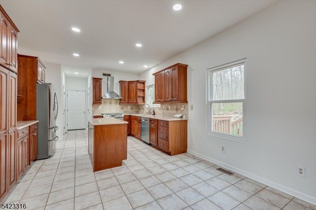 9 Stirrup Way, Franklin Twp., NJ 08540