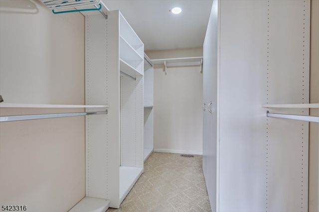 9 Stirrup Way, Franklin Twp., NJ 08540