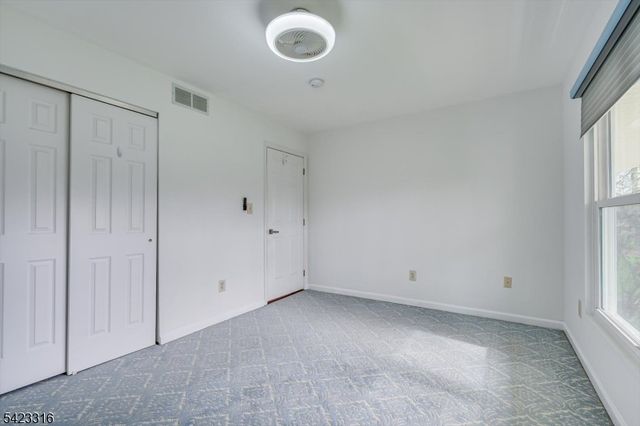 9 Stirrup Way, Franklin Twp., NJ 08540