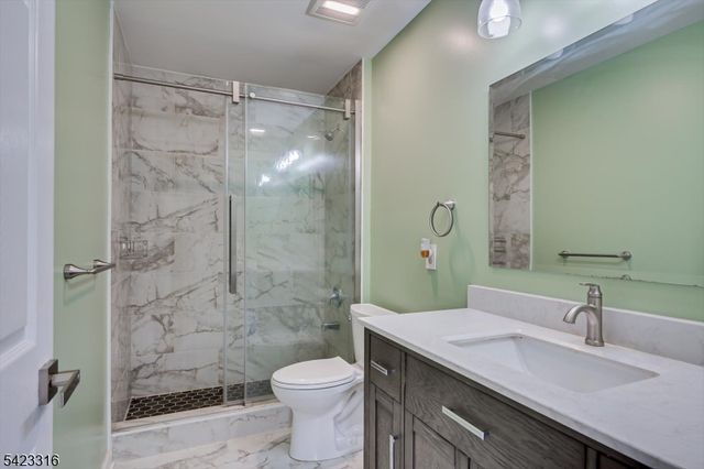 9 Stirrup Way, Franklin Twp., NJ 08540