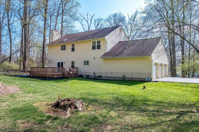 9 Stirrup Way, Franklin Twp., NJ 08540