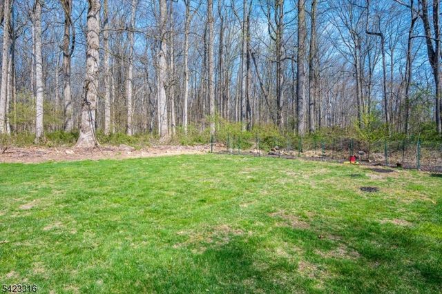 9 Stirrup Way, Franklin Twp., NJ 08540