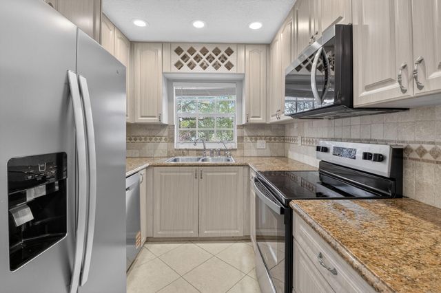 9197 SW 3rd Street, Boca Raton, FL 33428