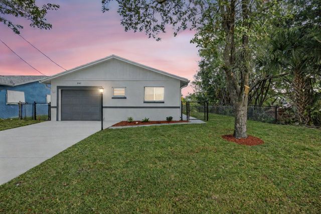 9197 SW 3rd Street, Boca Raton, FL 33428