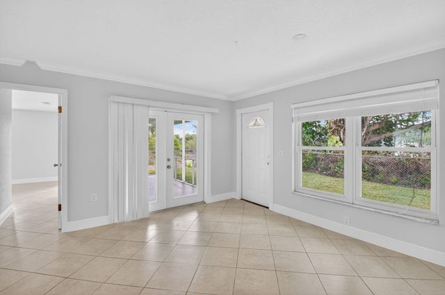 9197 SW 3rd Street, Boca Raton, FL 33428