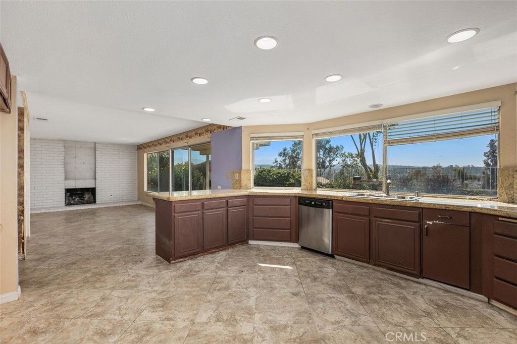 Image 13 of property listing at 22792 Caseda, Mission Viejo, CA 92691