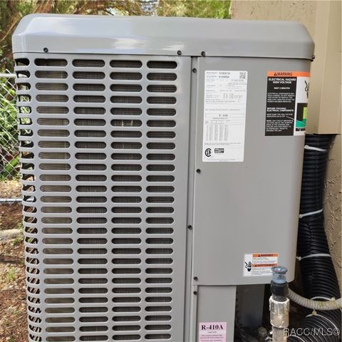 1154 SE 3rd Street, Crystal River, FL 34429