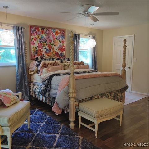 1154 SE 3rd Street, Crystal River, FL 34429