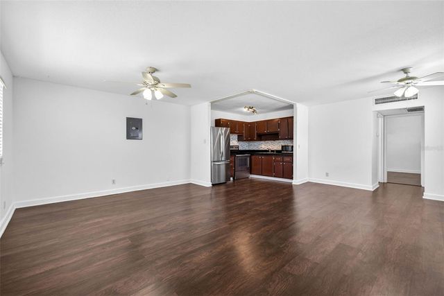 1801 BEDFORD LANE 27, Sun City Center, FL 33573