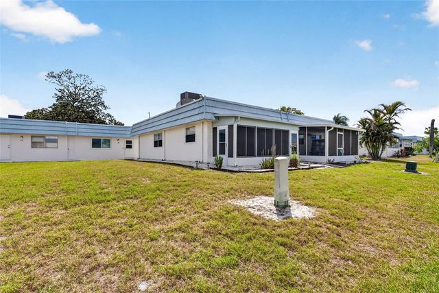 1801 BEDFORD LANE 27, Sun City Center, FL 33573