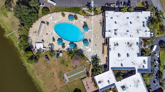 1801 BEDFORD LANE 27, Sun City Center, FL 33573