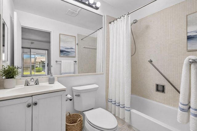 1801 BEDFORD LANE 27, Sun City Center, FL 33573