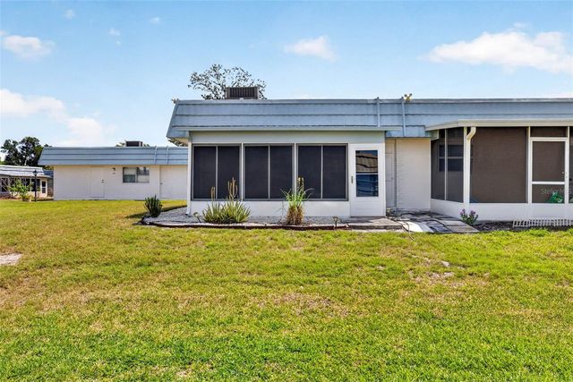 1801 BEDFORD LANE 27, Sun City Center, FL 33573