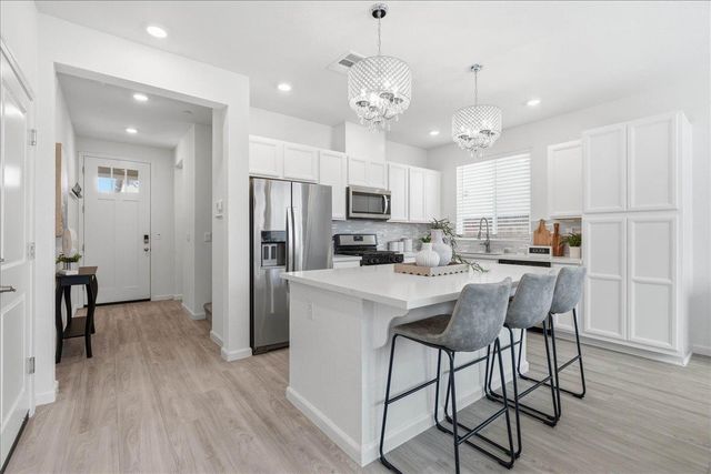 1437 Coral St, Lincoln, CA 95648