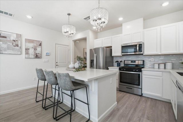 1437 Coral St, Lincoln, CA 95648